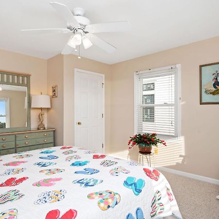 Katie Lou'S Place By Oak Island Accommodations Caswell Beach Dış mekan fotoğraf