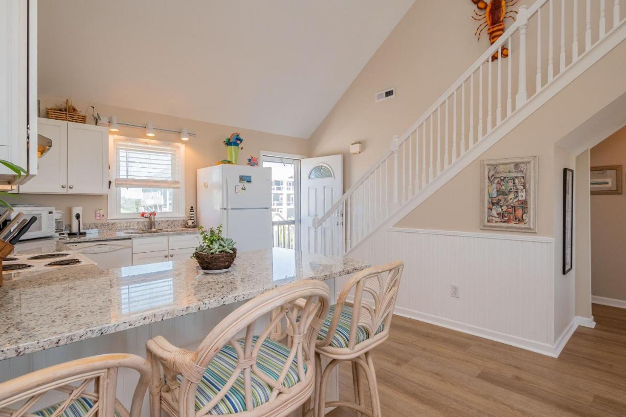 Katie Lou'S Place By Oak Island Accommodations Caswell Beach Dış mekan fotoğraf