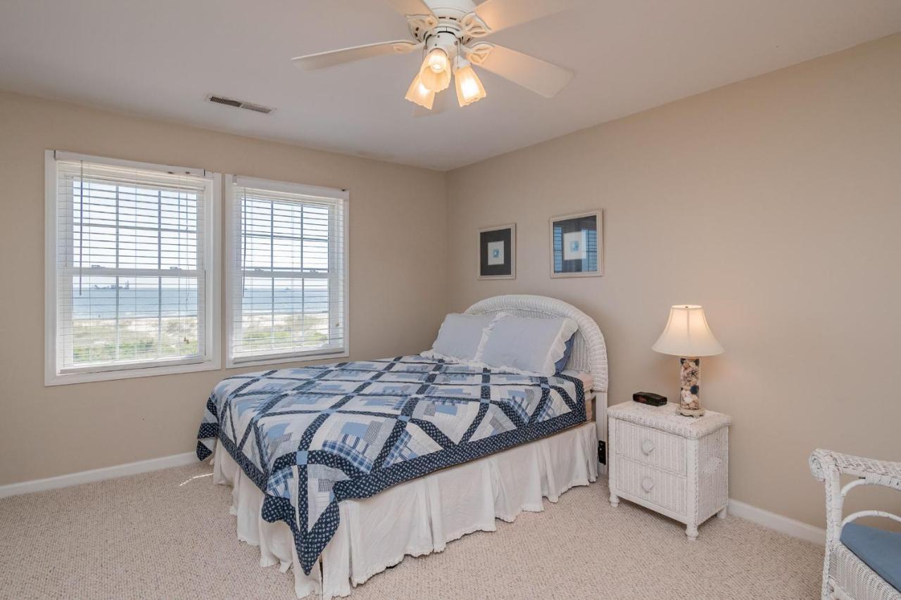 Katie Lou'S Place By Oak Island Accommodations Caswell Beach Dış mekan fotoğraf