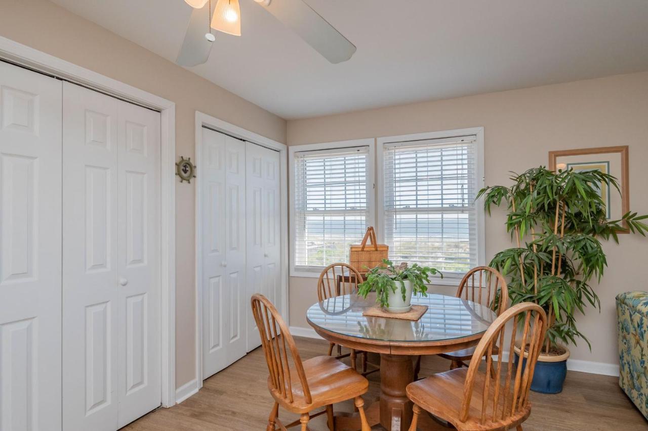 Katie Lou'S Place By Oak Island Accommodations Caswell Beach Dış mekan fotoğraf