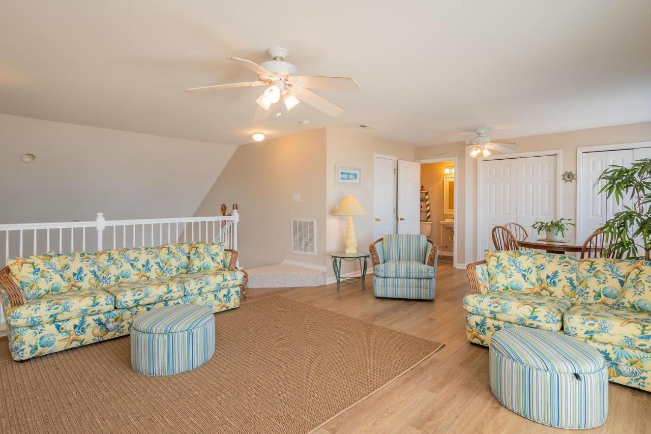 Katie Lou'S Place By Oak Island Accommodations Caswell Beach Dış mekan fotoğraf