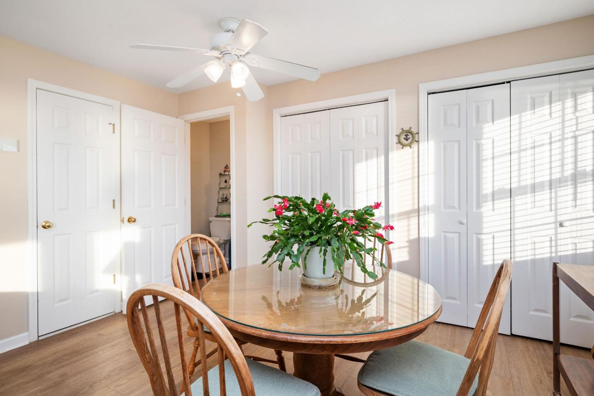 Katie Lou'S Place By Oak Island Accommodations Caswell Beach Dış mekan fotoğraf